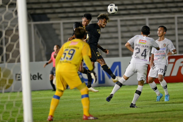 Sepak Bola Lokal Perkembangan dan Prestasi Klub